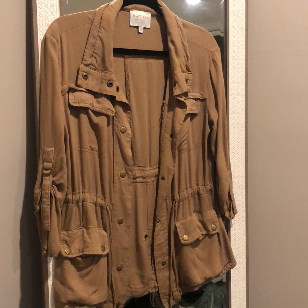 Tan lightweight cargo/utility jacket
